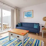 6 Ocean Heights